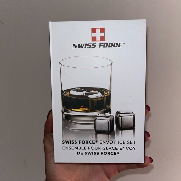 Ice set!!! Brand new. Great gift idea! - Picture 1 of 3